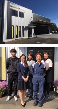 ハウスクリーン楽々社屋、スタッフ写真